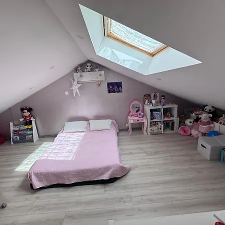 Maison De 4 à 5 Couchages Avec Piscine Et Jardinet *